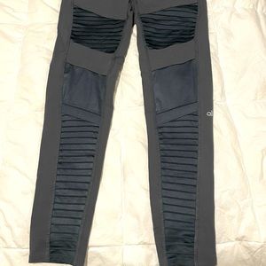 Alo Moto Legging Size L